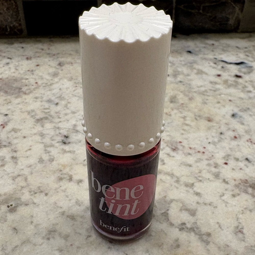 Benefit Benetint Lip & Cheek Tint - Classic Red